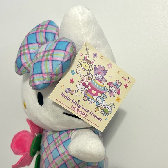 2024 Sanrio Hello Kitty plush & pins mini bundle - Picture 5 of 8